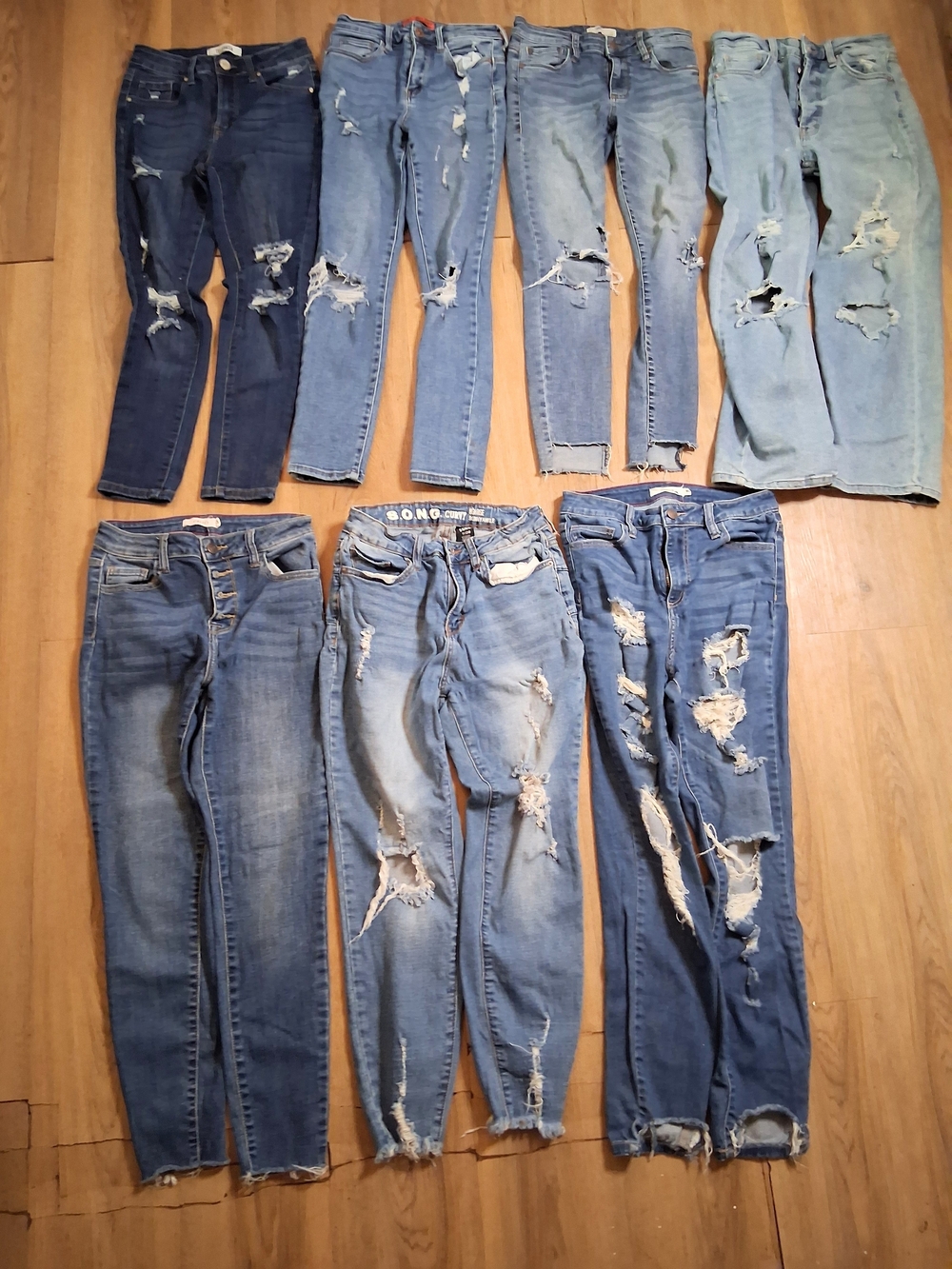 Lot of 7 Distressed Ripped Jeans Mix Brands S.O.N.G Wax Cello Size 3,5,6,7